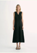 Lightweight and Zero-Pressure Cupro Linen Textured Anti-Wrinkle V-Neck Sleeveless A-Line Dress