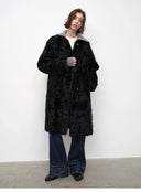"Roman Theater" Sheepskin Fur One-Piece Long round Neck Straight Fur Coat for Women Winter